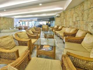 На плажа в Албена за лято 2026, All Inclusive след 26.08 в хотел Славуна