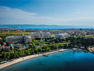 На море лято 2026 с Аквапарк, All Inclusive при 7 и повече нощувки до 20.06 в Сол Несебър Палас