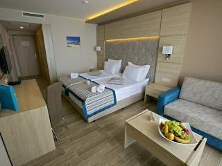 3 дни All inclusive за Нова година с минерален басейн в Роял Гранд Хотел и Спа, Каварна