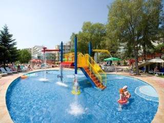 All inclusive след 26.08 в центъра на Албена с безплатен плаж в хотел Лагуна Гардън