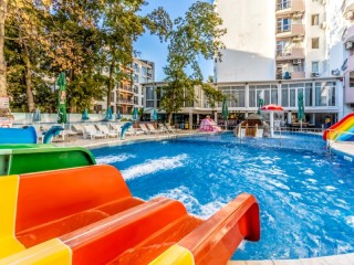 TOP хотел с Аквапарк, All inclusive до 02.07 и след 04.09 в Престиж Делукс Аквапарк Клуб
