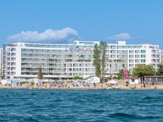 Почивка 2025 на първа линия в Сл. Бряг, All Inclusive до 06.07 в Хотел Нептун Бийч