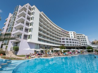 Почивка 2025 на първа линия в Сл. Бряг, All Inclusive до 06.07 в Хотел Нептун Бийч