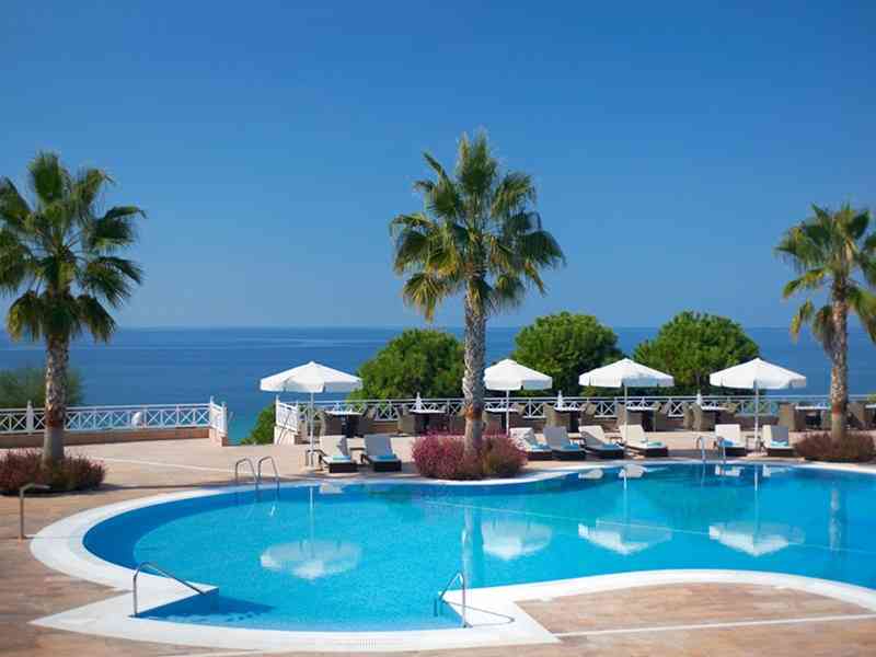 5 дни със закуска за двама през юни 2026 в Pomegranate Wellness Spa Hotel