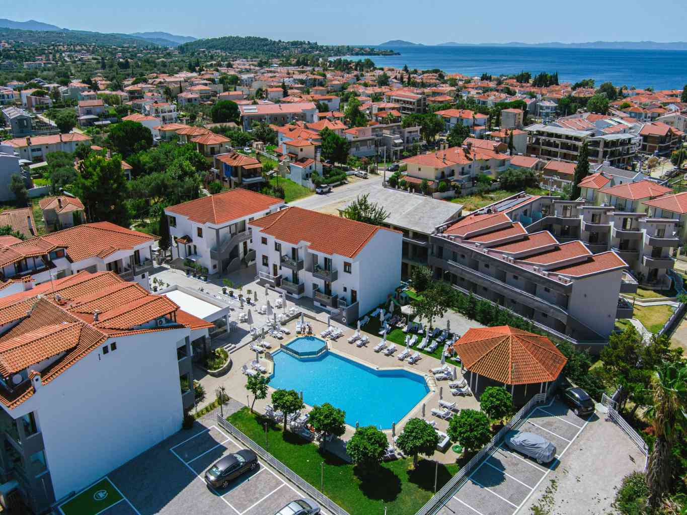 5 дни за двама полупансион през юни 2026 в Acrotel Lily Ann Village